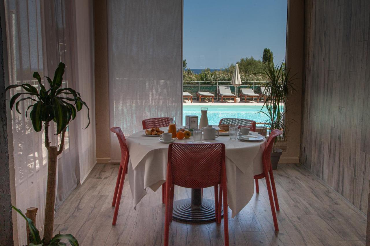 Orizonte Hotel 3*